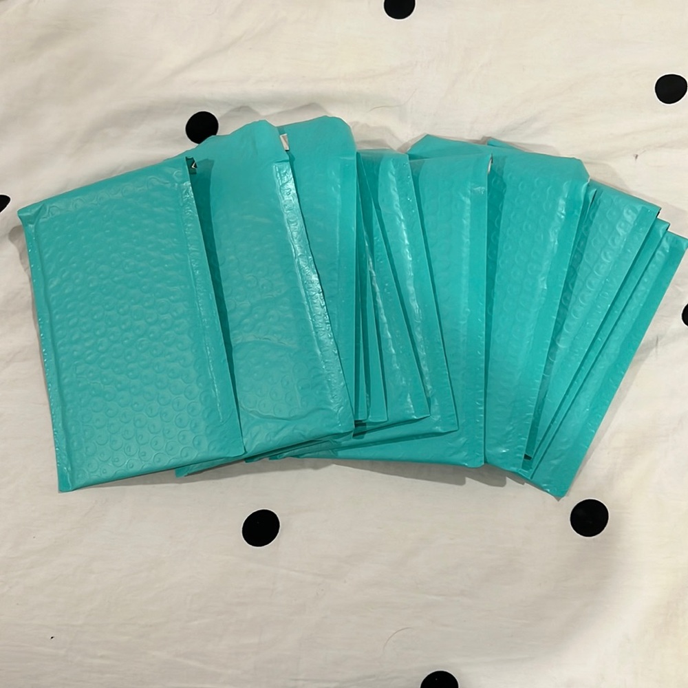 13 teal bubble mailers (4 x 8 in)